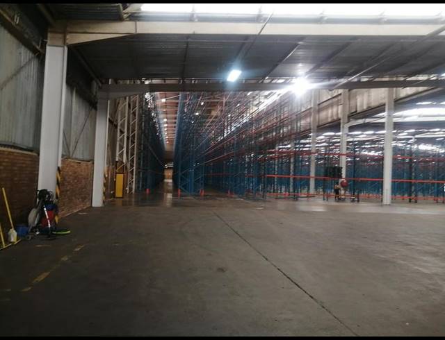 INDUSTRIAL PROPERTY TO RENT IN JET PARK